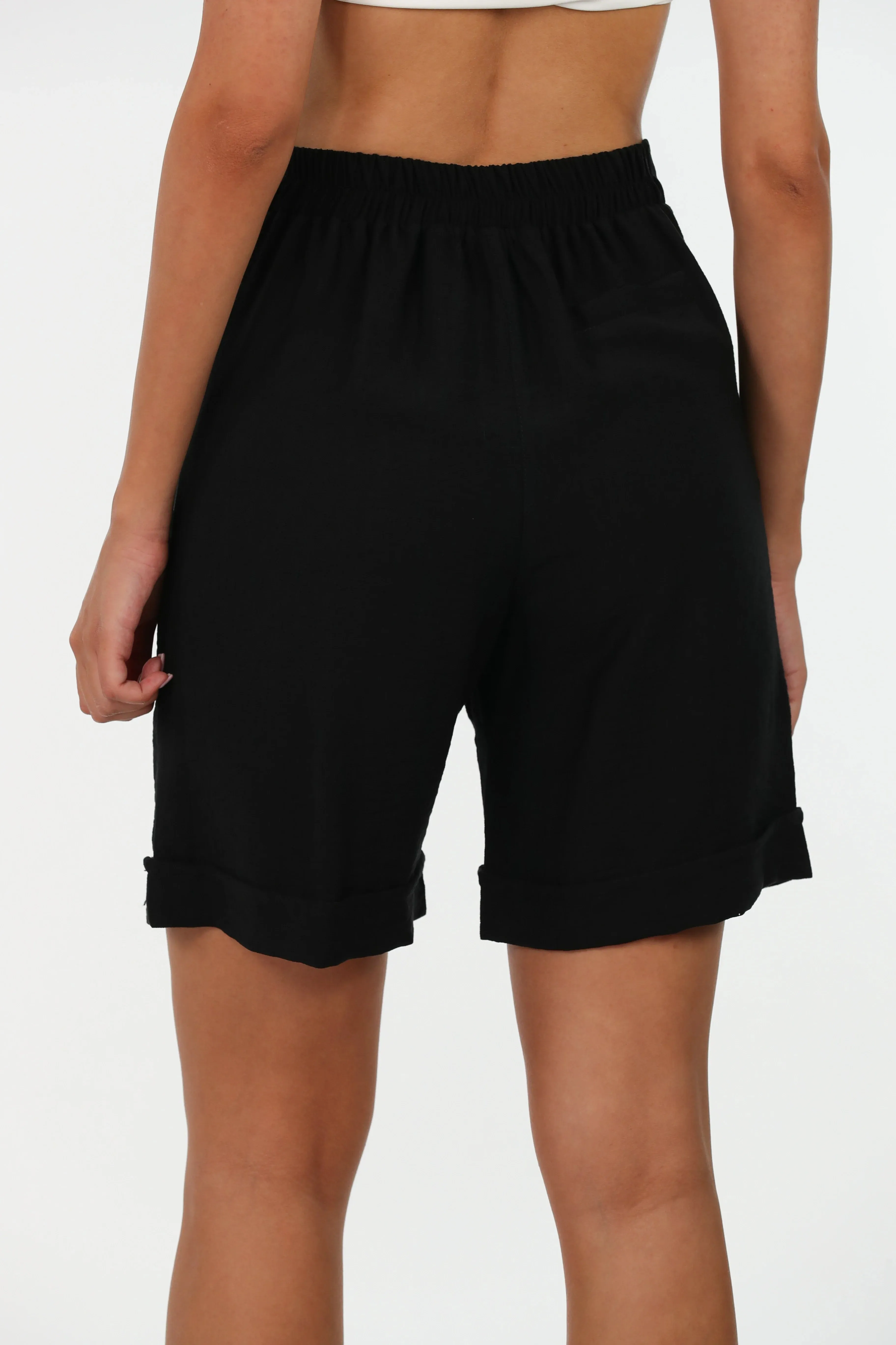 Black Simple Linen Short