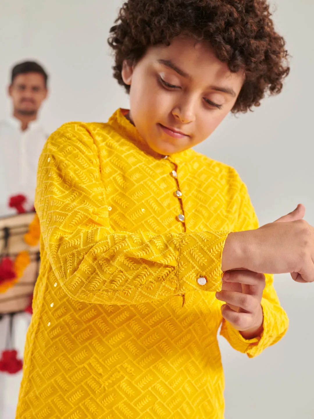 Boys Ethnic Motifs Embroidered Regular Thread Work Kurta With Pyjamas