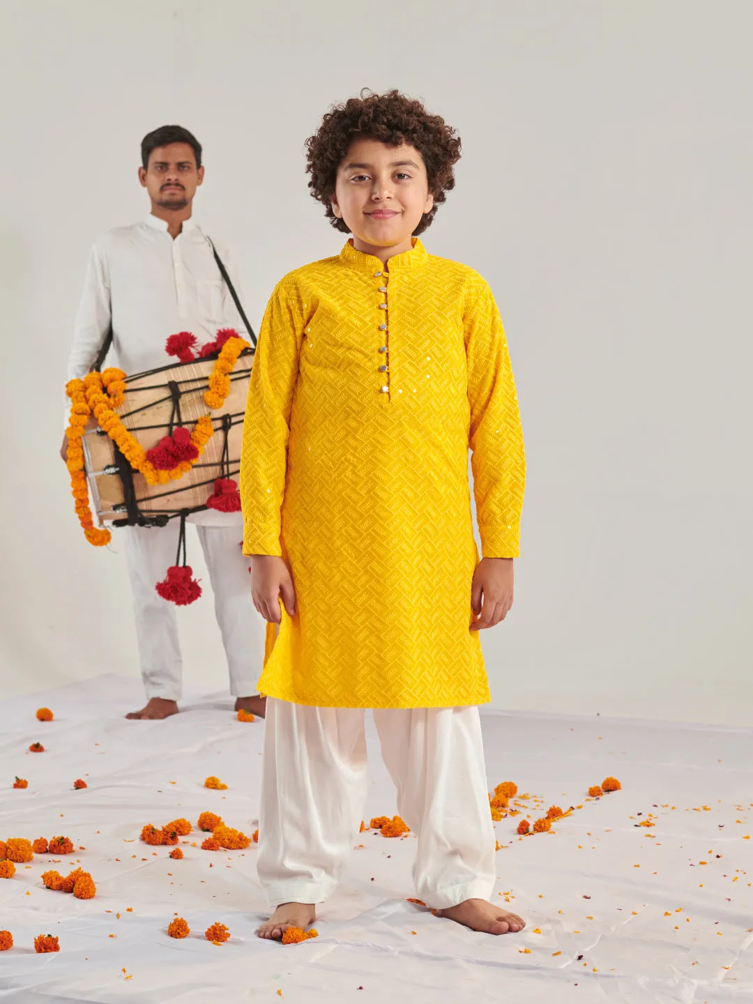 Boys Ethnic Motifs Embroidered Regular Thread Work Kurta With Pyjamas