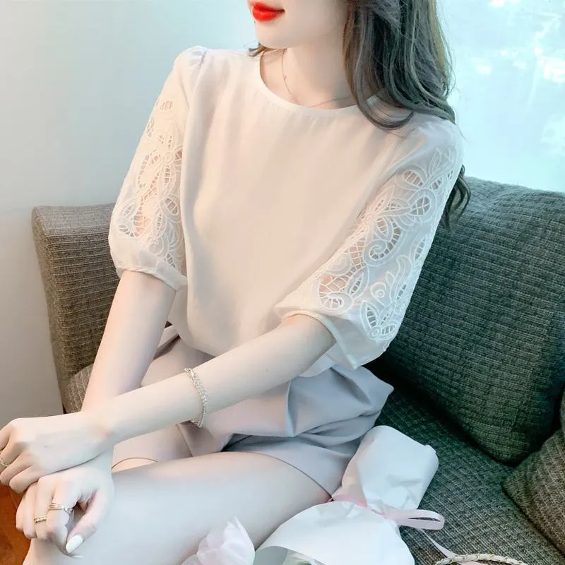 Embroidery Lace Chiffon Lantern Blouse