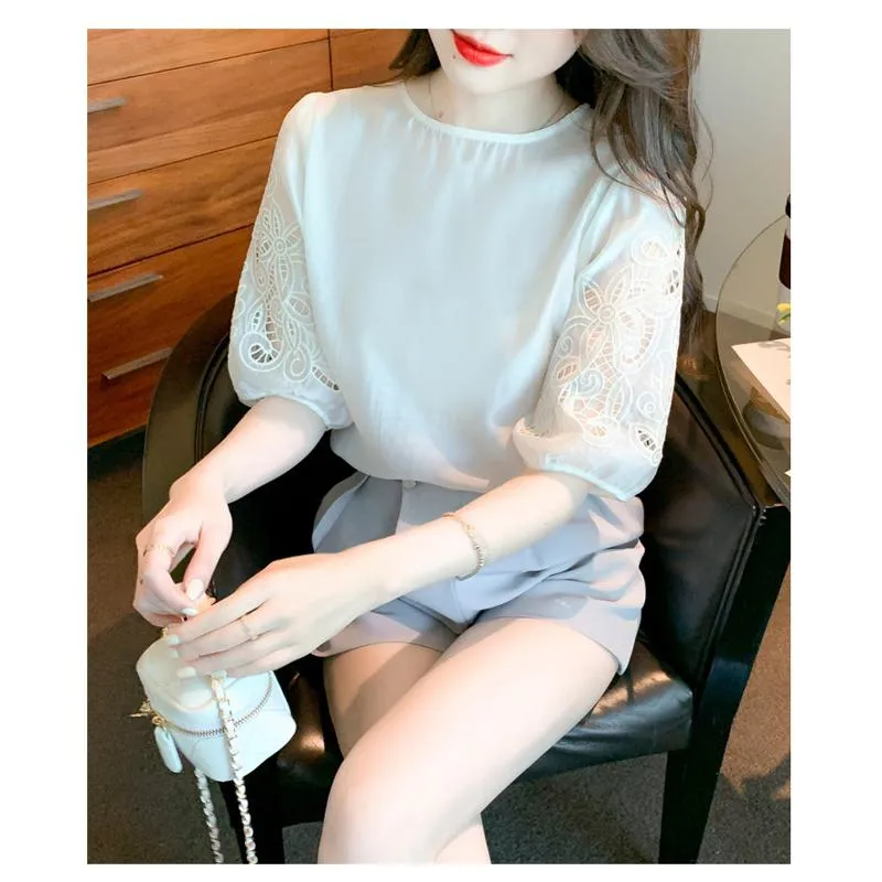 Embroidery Lace Chiffon Lantern Blouse