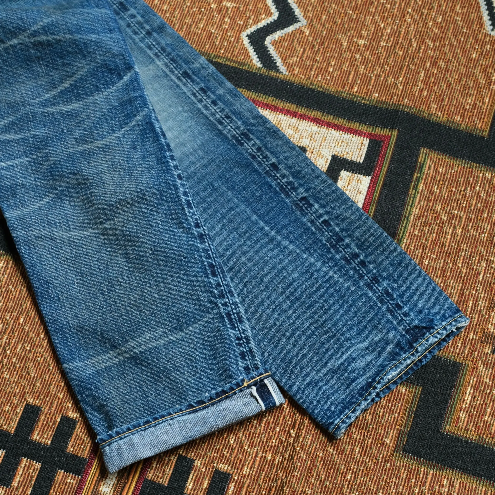 FULL COUNT 1101 Jeans (Fear Of Dark)