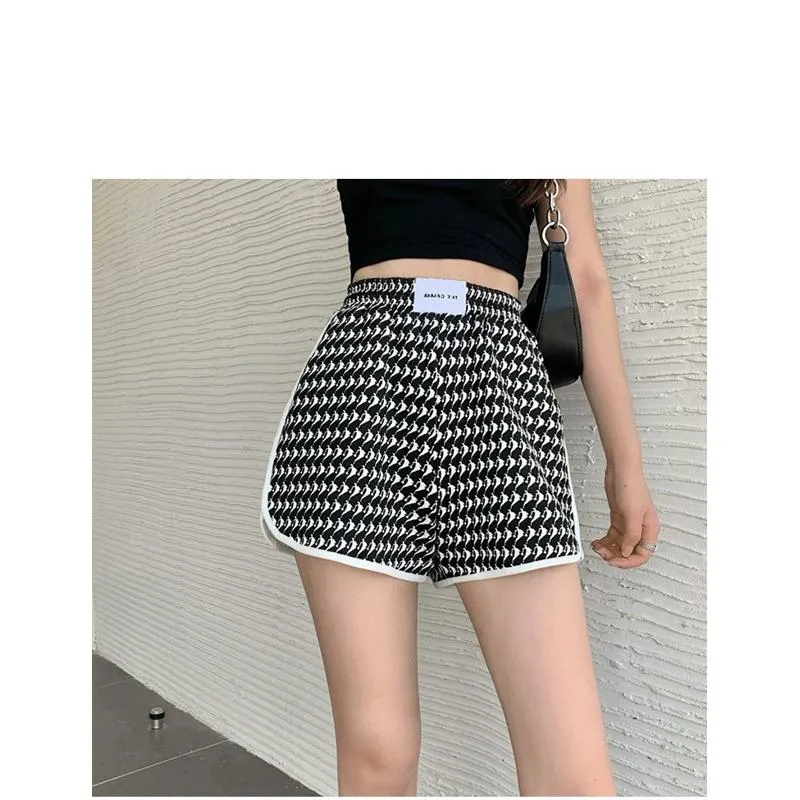 Loose Fit Sports Print Slimming High-Waisted Shorts