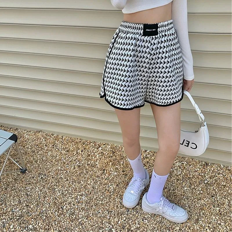 Loose Fit Sports Print Slimming High-Waisted Shorts