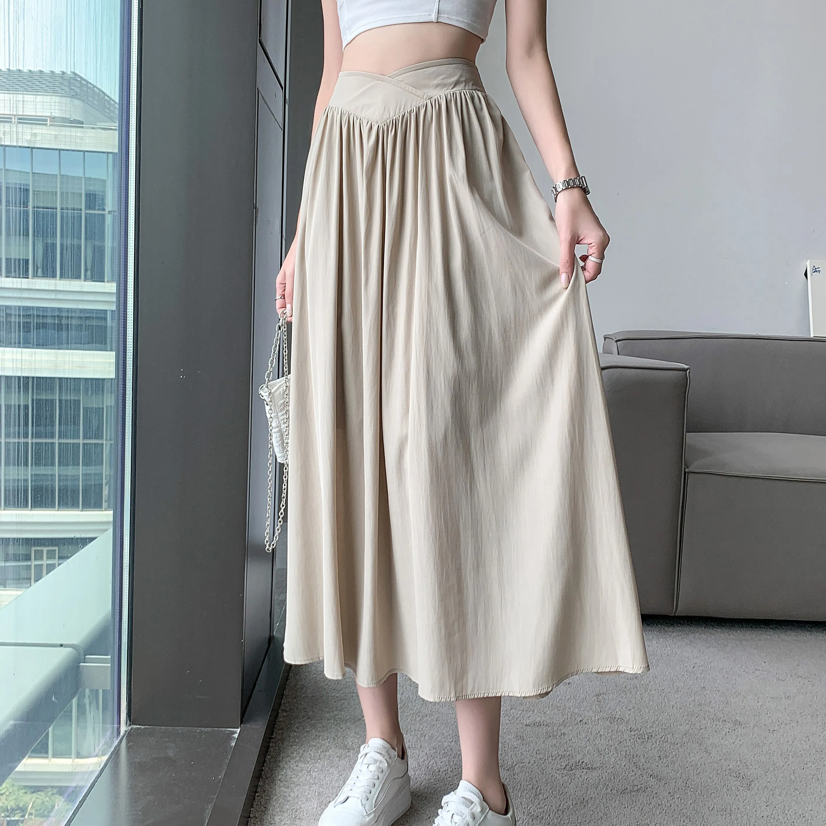 Midi Loose Fit High-Waisted Simplicity Skirt