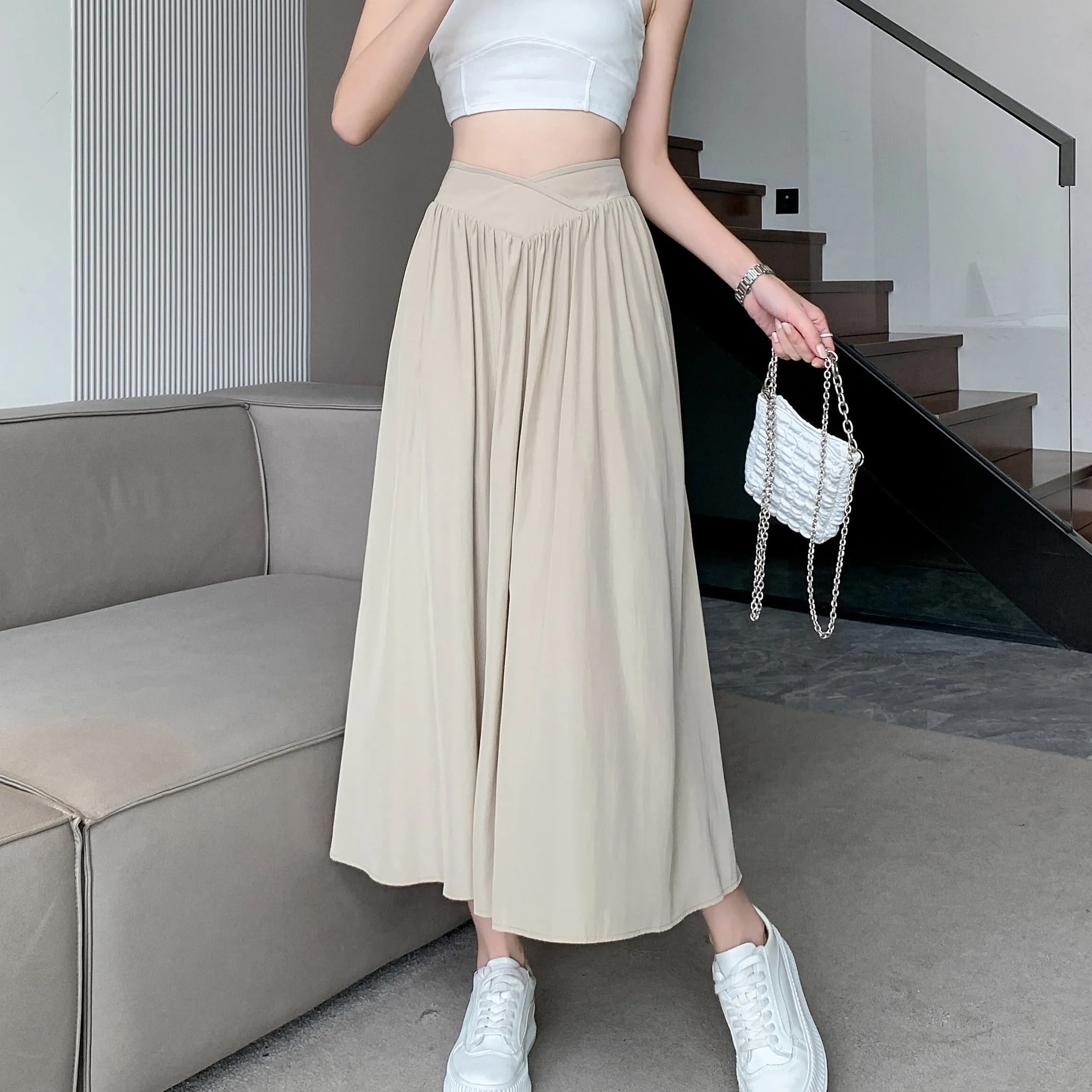 Midi Loose Fit High-Waisted Simplicity Skirt