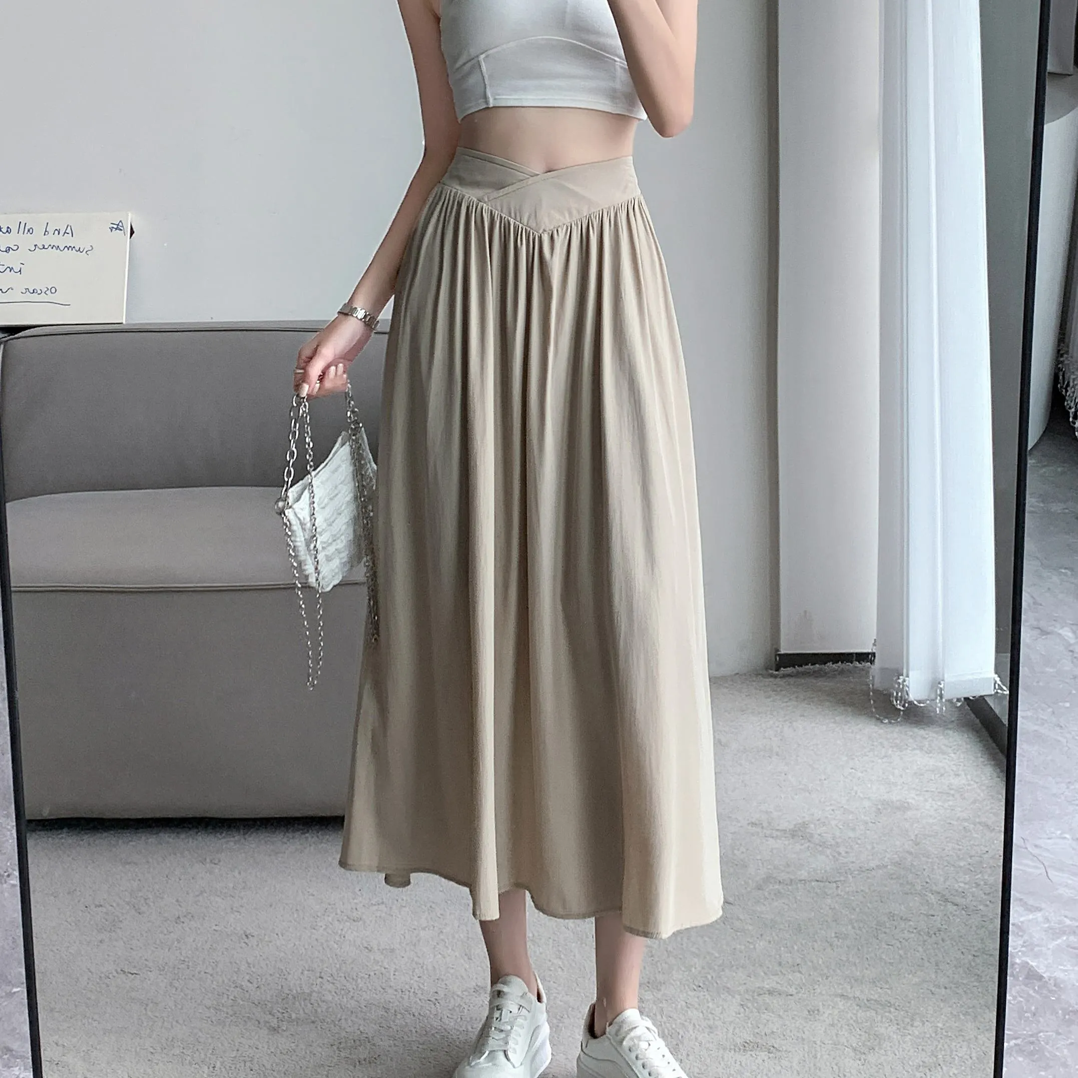 Midi Loose Fit High-Waisted Simplicity Skirt