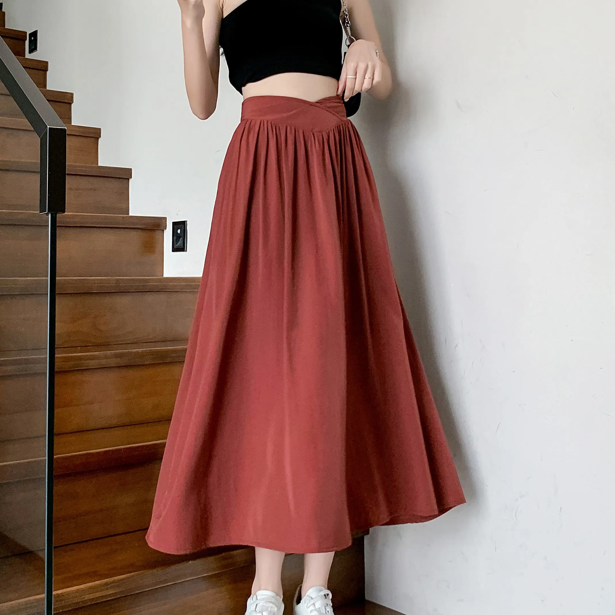 Midi Loose Fit High-Waisted Simplicity Skirt