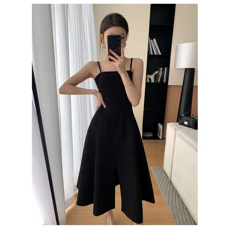 Niche Black Slimming High-Waisted French Style Dress