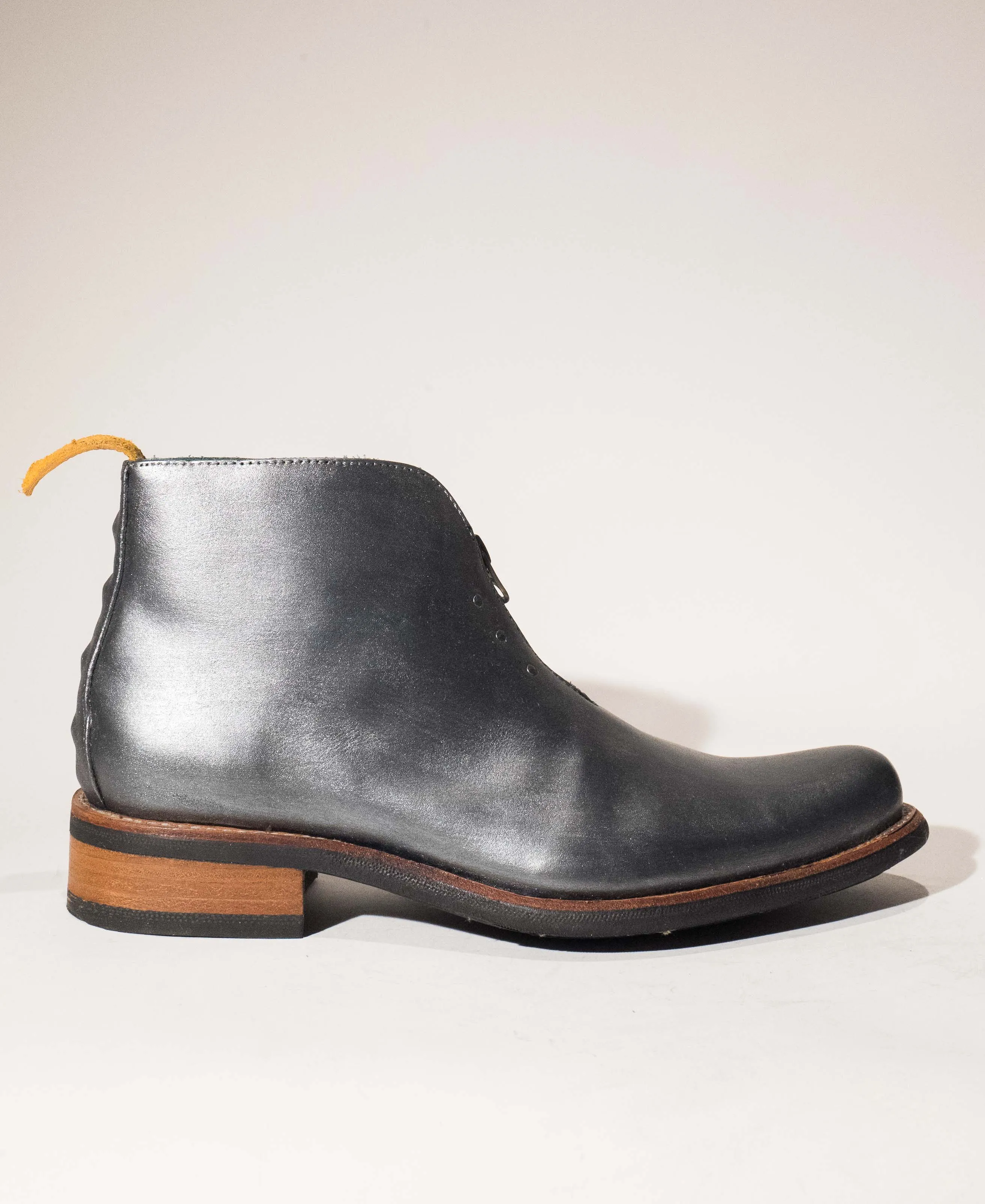 no.1040 tarmac asymmetric zip boot lotis hand-painted 10M