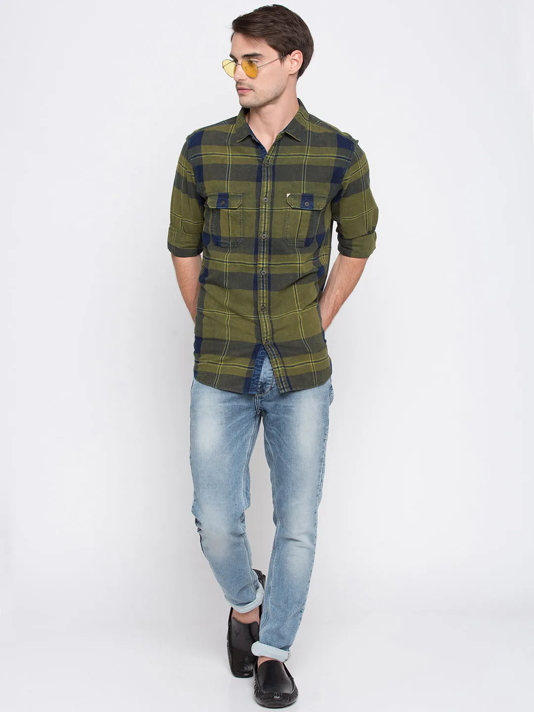 Spykar Men Green Checked Slim Fit Casual Shirt