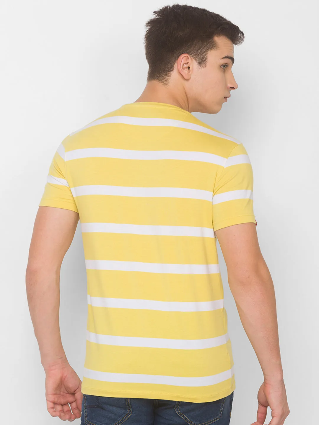 Spykar Men Yellow Cotton Blend Slim Fit Round Neck T-Shirt