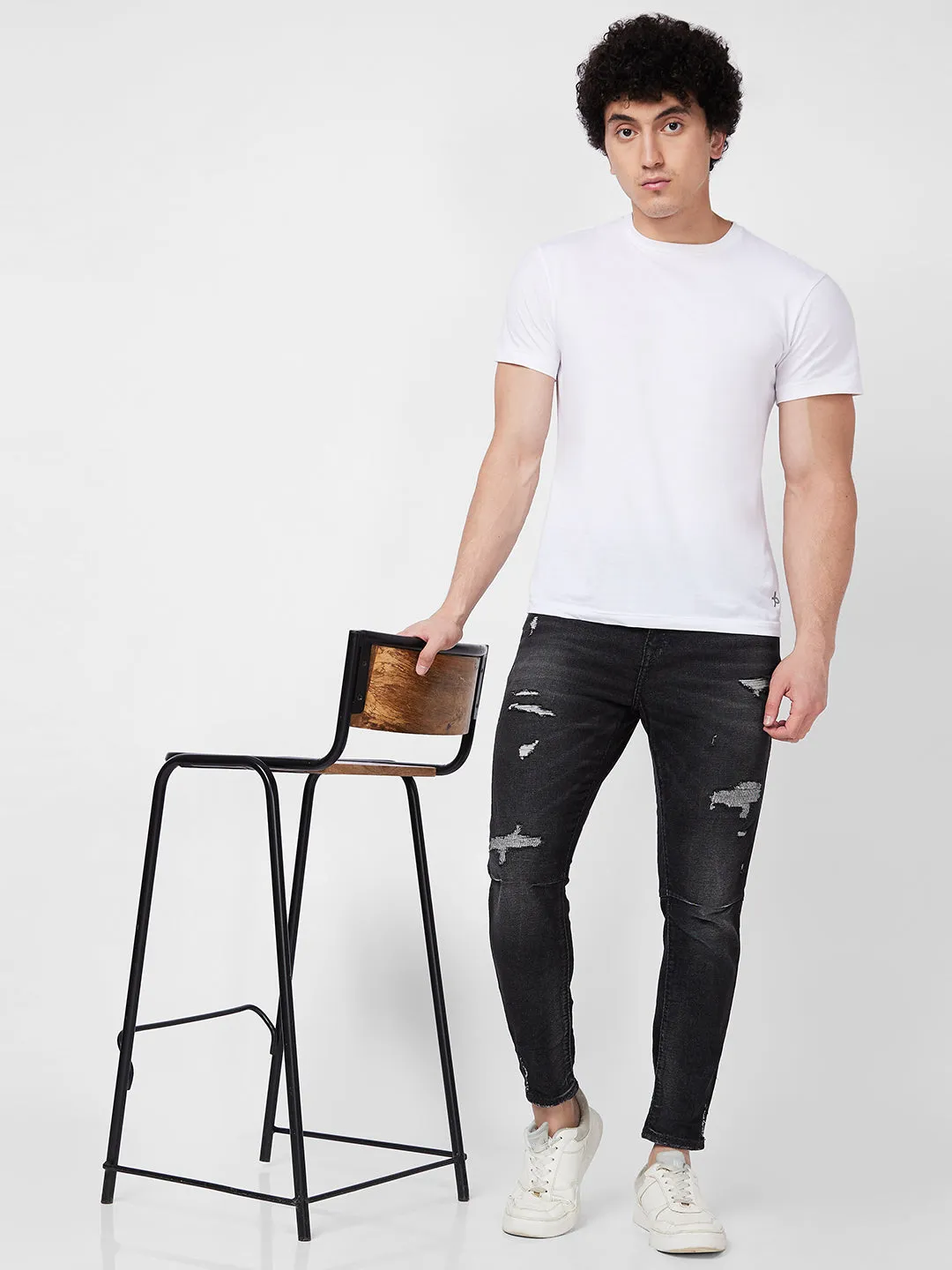 Spykar Mid Rise Tapered Fit Black Jeans For Men